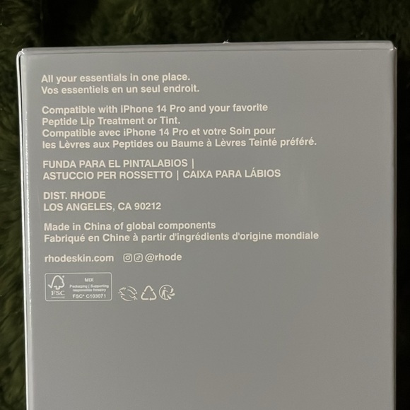 Rhode lip treat iPhone 14 Pro - Picture 2 of 3